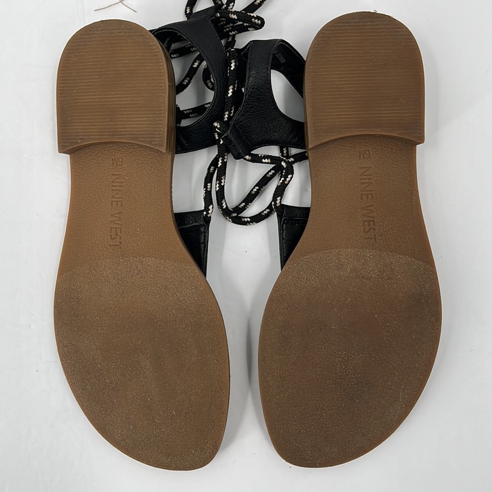 NINE West Gannon Strappy Sandal Wrap Flat Black Tassel Boho Gladiator  6 - Picture 7 of 9